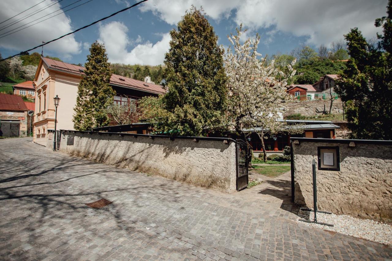 Aparthotel Botanicky Dvor Banská Štiavnica Exteriér fotografie