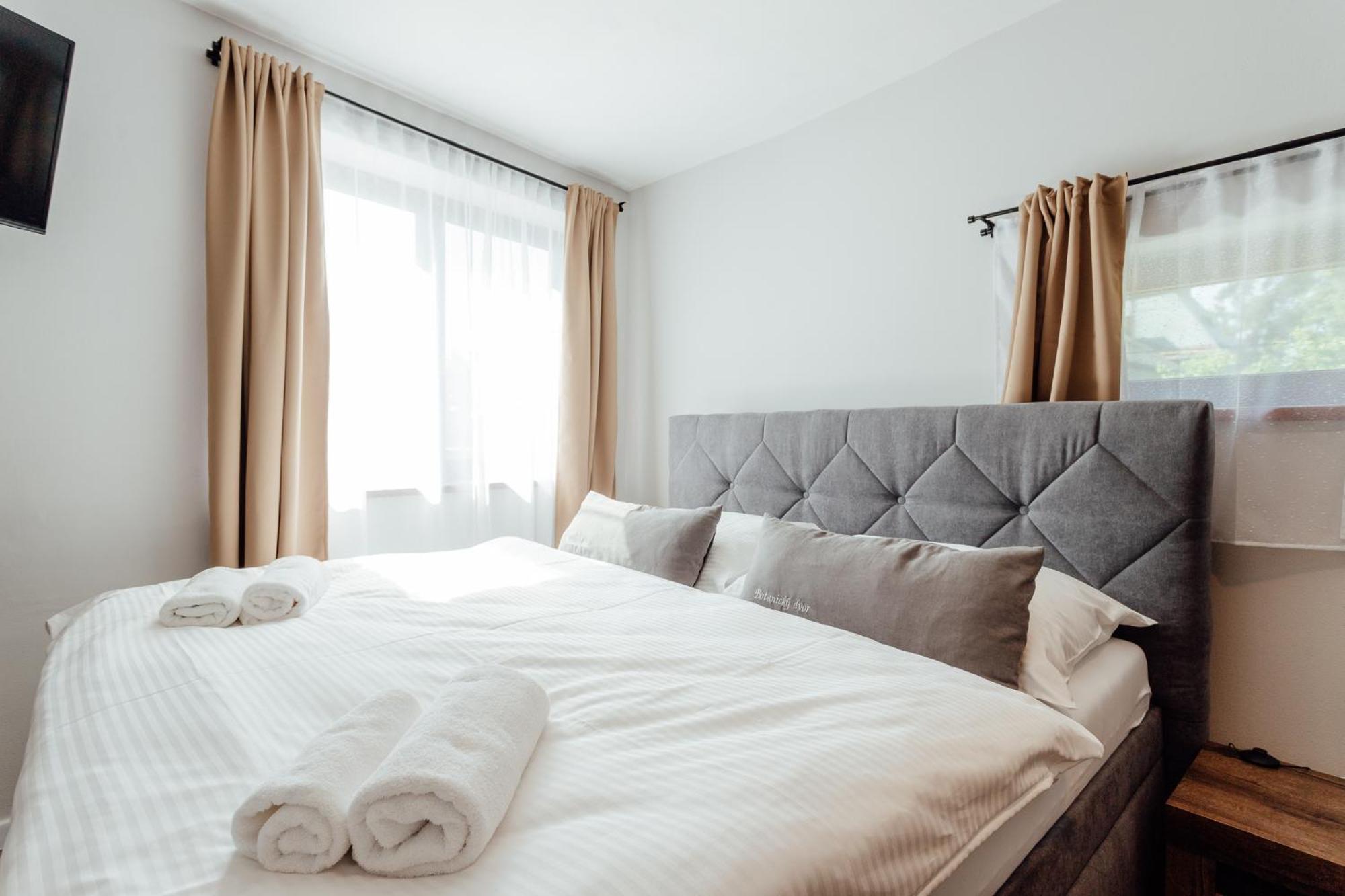 Aparthotel Botanicky Dvor Banská Štiavnica Exteriér fotografie