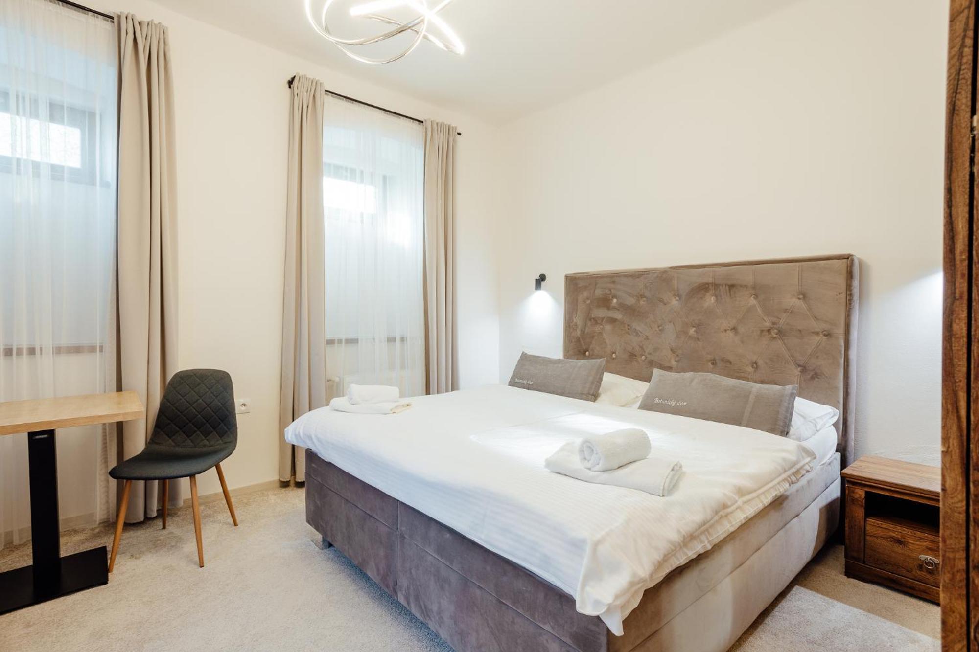Aparthotel Botanicky Dvor Banská Štiavnica Exteriér fotografie